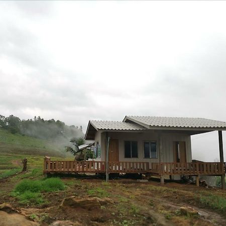 บ้านยอดแก้ว​ 360​ ​ํ​ ชีวิตริมนา​ ป่าบงเปียง Мае Чаем Экстерьер фото